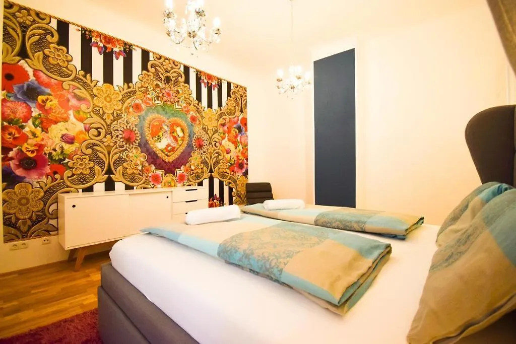 Exclusive Apartment Michaelerplatz Wien Österrike